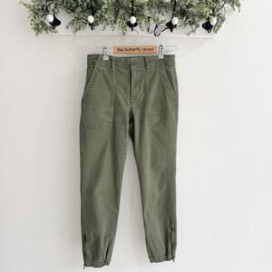 CAbi 4318 Green Compass Pants Jogger Zippered Ankle Size 2 Y2616